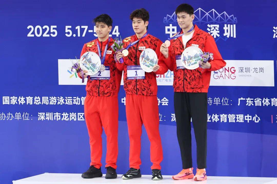 游泳联赛，瓯越海豚队与燕赵铁骑队淘汰对手，阵地战处理得当！战术板得到兑现的简单介绍