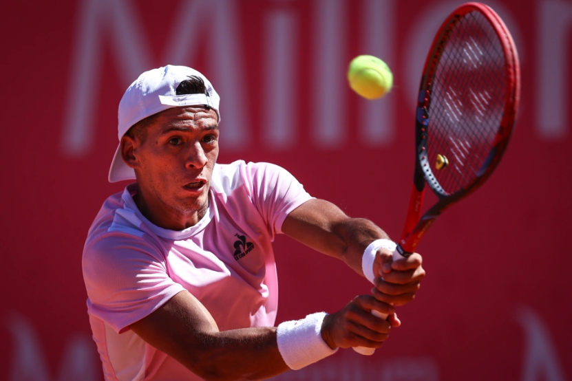 开云体育-包含纳达尔回归赛场，惊险取胜首场状态亮眼，巴塞罗那观众沸腾！的词条