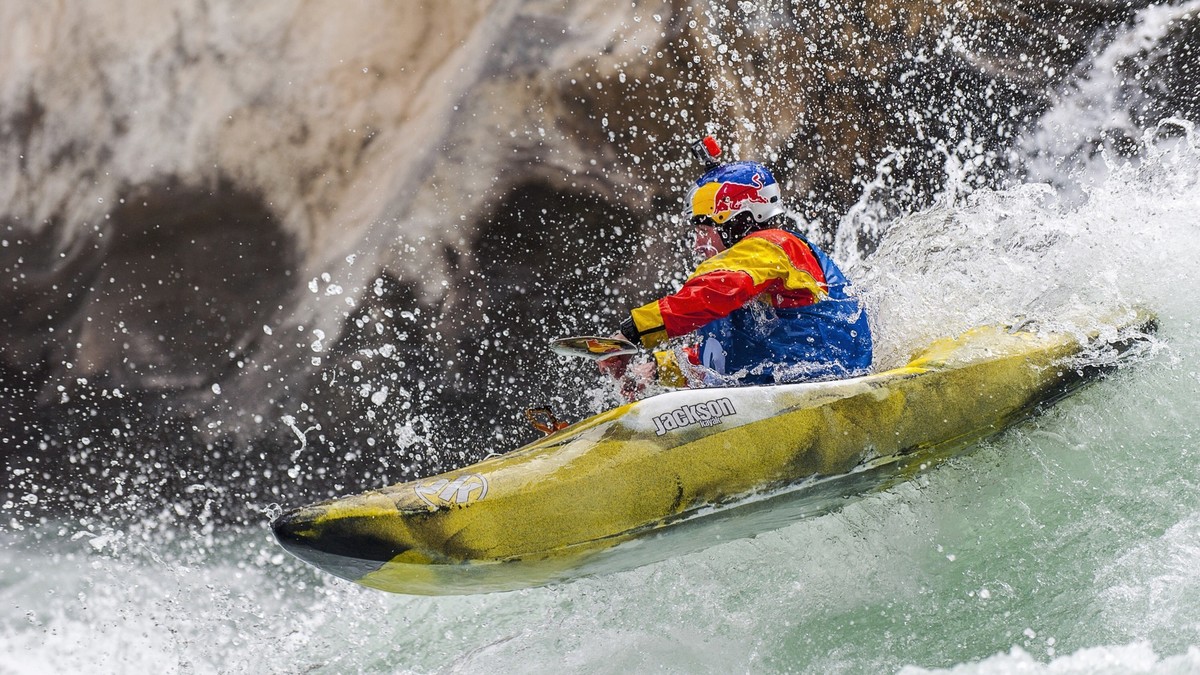 包含莱万多夫斯基连续五场比赛得分超过逆转，公牛挑战极限！的词条